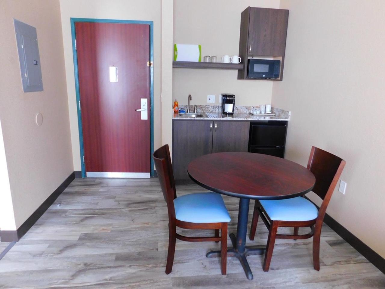 Island Suites Lake Havasu City Zewnętrze zdjęcie